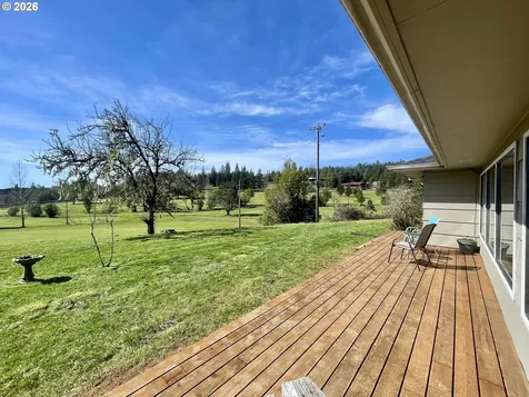 54824 Robinson Road Coquille OR 97423