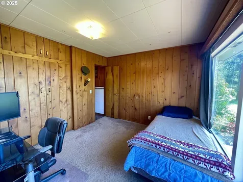 54824 Robinson Road Coquille OR 97423