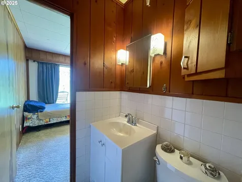 54824 Robinson Road Coquille OR 97423