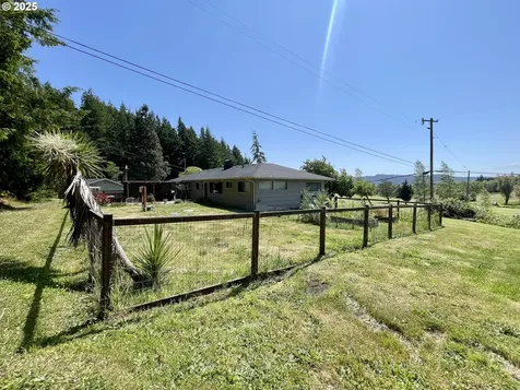 54824 Robinson Road Coquille OR 97423