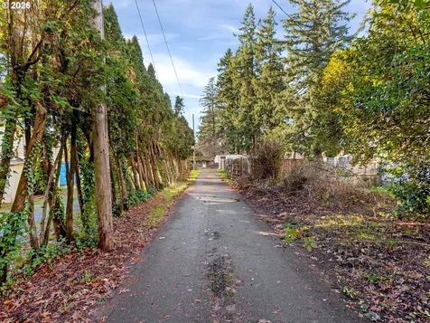 14601 SE River Road Milwaukie OR 97267