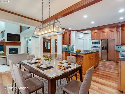 9472 SE Emerald Loop Happy Valley OR 97086