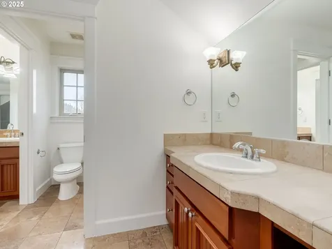 9472 SE Emerald Loop Happy Valley OR 97086