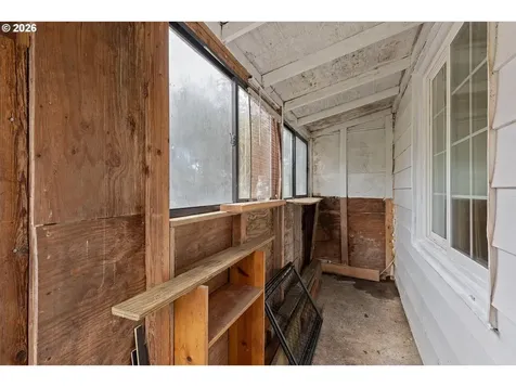 1035 SW 15th Street Lincoln City OR 97367