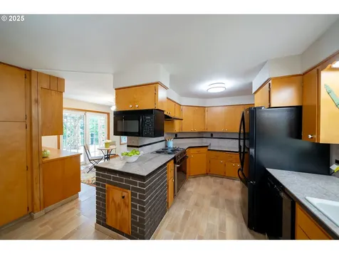 7678 Pine Tree Lane SE Turner OR 97392