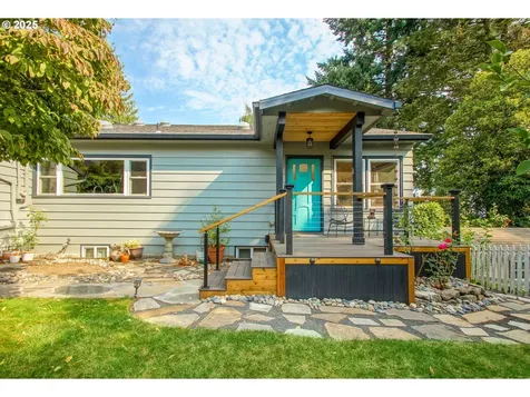 631 SW Evans Street Portland OR 97219