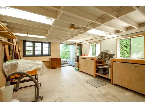631 SW Evans Street Portland OR 97219