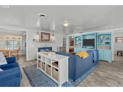 695 N Pacific Street Rockaway Beach OR 97136