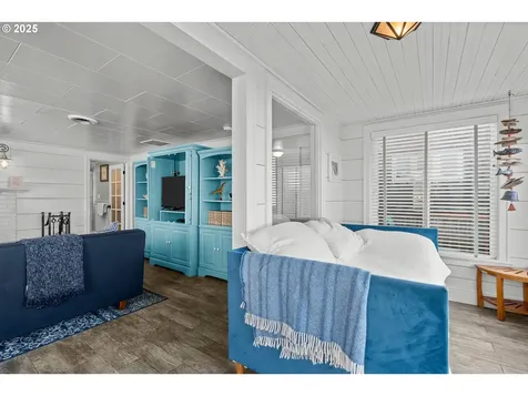 695 N Pacific Street Rockaway Beach OR 97136
