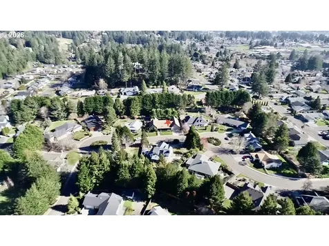 918 Midland Way Brookings OR 97415