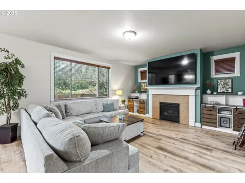 4915 NE 109th Street Vancouver WA 98686