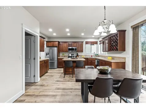 4915 NE 109th Street Vancouver WA 98686