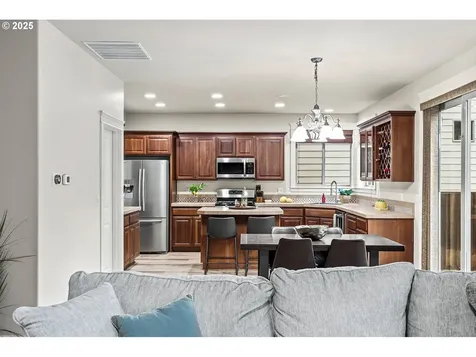 4915 NE 109th Street Vancouver WA 98686