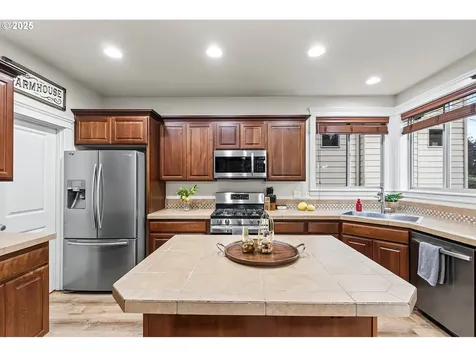 4915 NE 109th Street Vancouver WA 98686