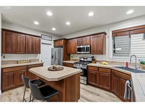 4915 NE 109th Street Vancouver WA 98686