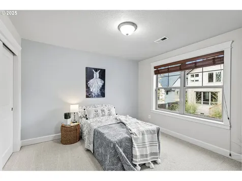 4915 NE 109th Street Vancouver WA 98686