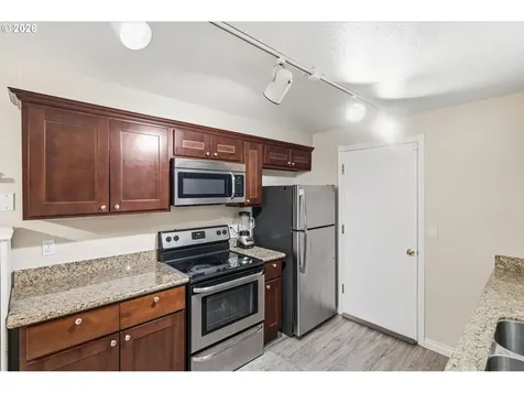 4193 SE Wynnwood Drive Hillsboro OR 97123