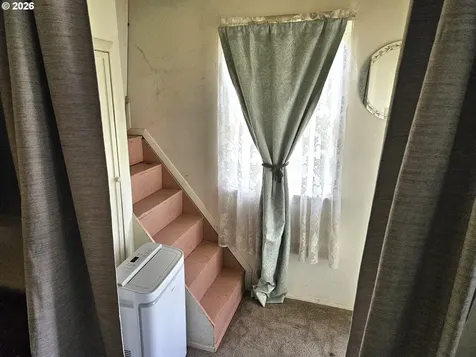 31782 Gowdyville Road Cottage Grove OR 97424