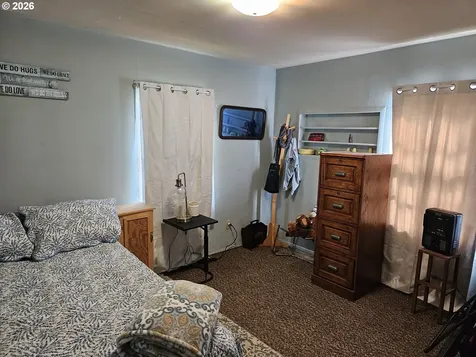 31782 Gowdyville Road Cottage Grove OR 97424