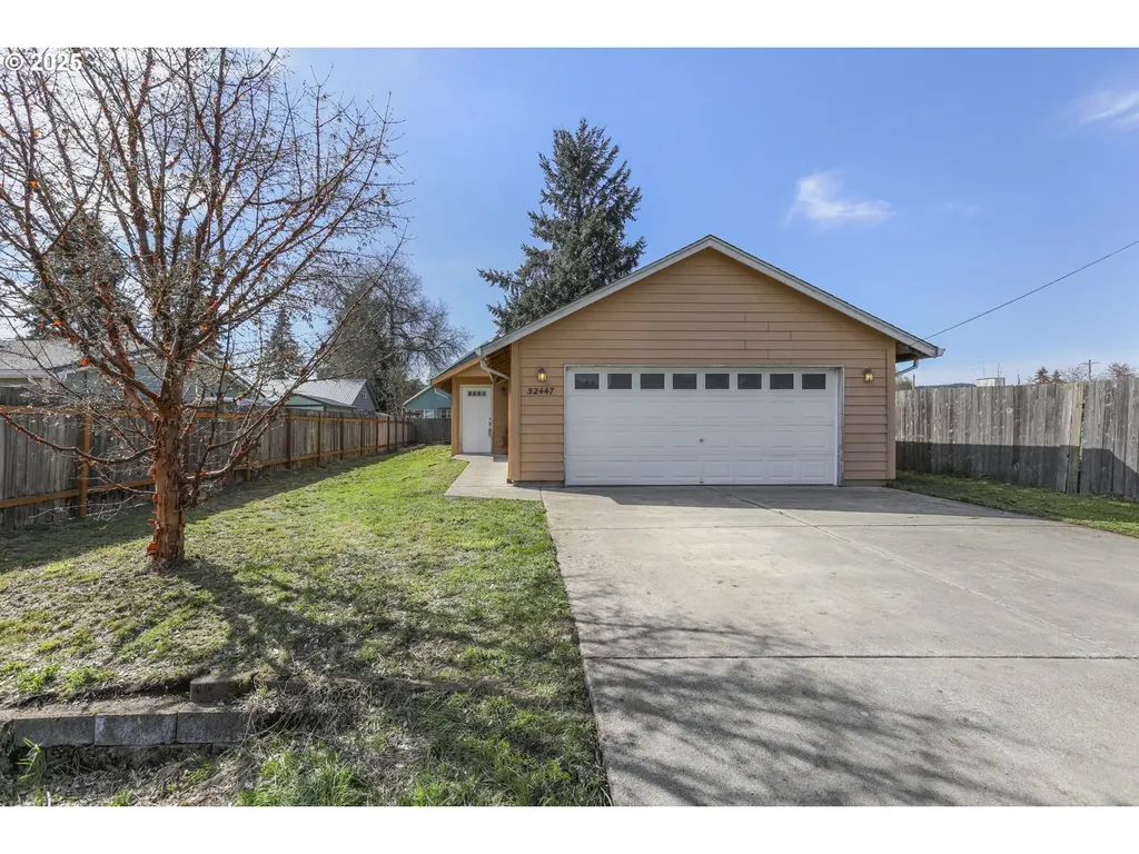 52447 SE 3rd Street Scappoose OR 97056
