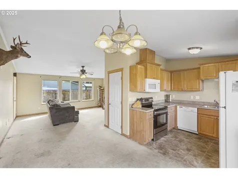 52447 SE 3rd Street Scappoose OR 97056