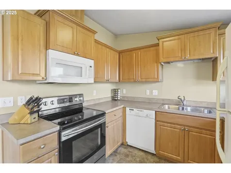 52447 SE 3rd Street Scappoose OR 97056