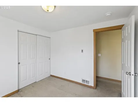 52447 SE 3rd Street Scappoose OR 97056