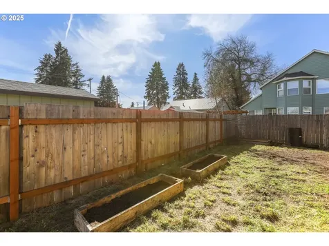 52447 SE 3rd Street Scappoose OR 97056