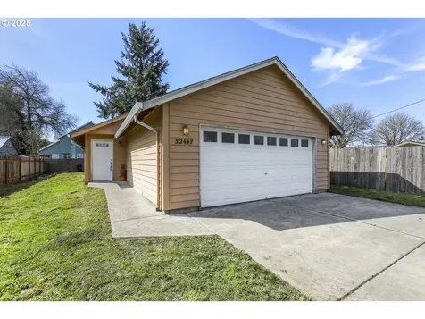 52447 SE 3rd Street Scappoose OR 97056