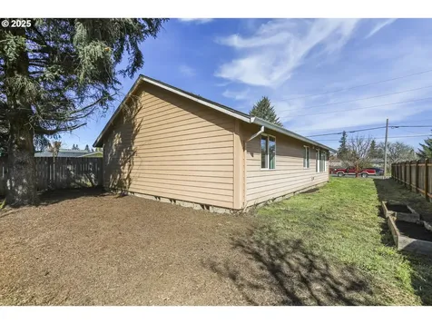 52447 SE 3rd Street Scappoose OR 97056
