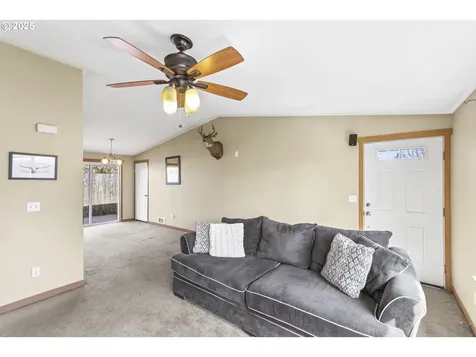 52447 SE 3rd Street Scappoose OR 97056
