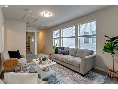 8062 SE Butternut Creek Parkway Hillsboro OR 97123