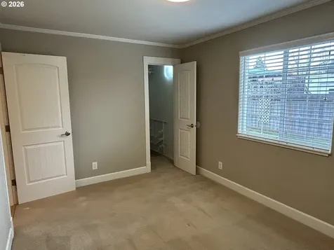 724 W Rainbow Street Roseburg OR 97471