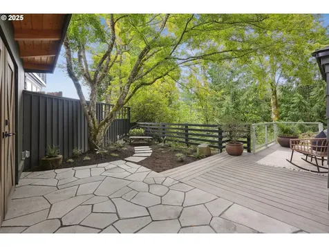 2950 SW Bennington Drive Portland OR 97205