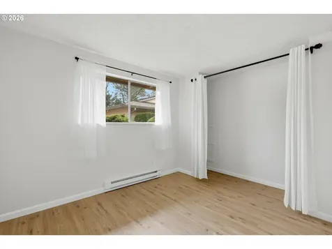1267 NE 183rd Avenue Portland OR 97230