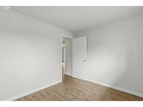 1267 NE 183rd Avenue Portland OR 97230