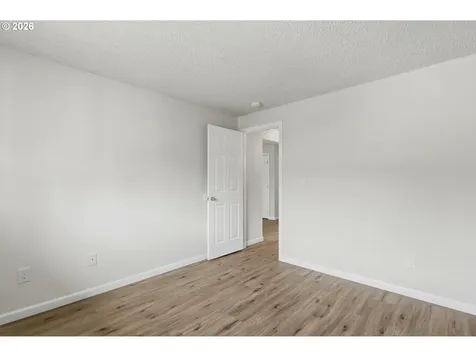 1267 NE 183rd Avenue Portland OR 97230