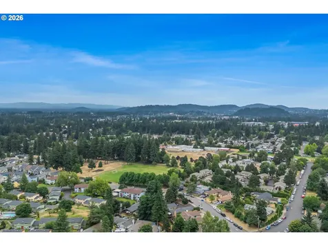 1267 NE 183rd Avenue Portland OR 97230