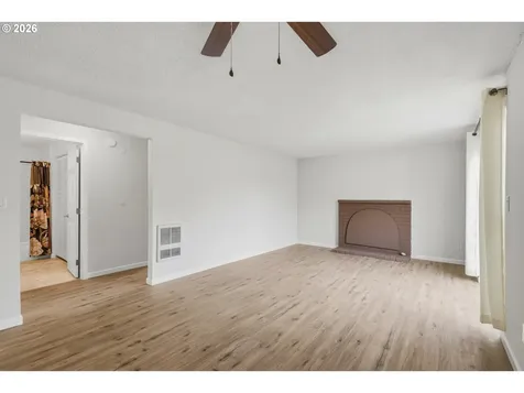 1267 NE 183rd Avenue Portland OR 97230