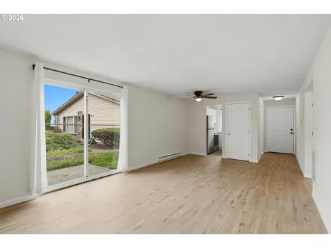 1267 NE 183rd Avenue Portland OR 97230