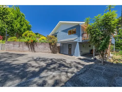 2150 N 11th Street Coos Bay OR 97420