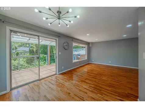 2150 N 11th Street Coos Bay OR 97420