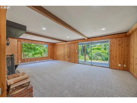 2150 N 11th Street Coos Bay OR 97420