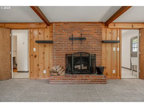 2150 N 11th Street Coos Bay OR 97420