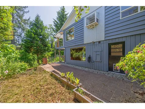 2150 N 11th Street Coos Bay OR 97420