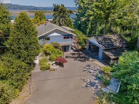 2150 N 11th Street Coos Bay OR 97420