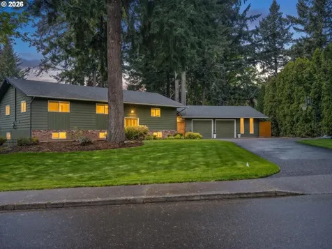2414 SE Bella Vista Road Vancouver WA 98683
