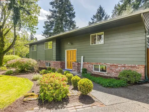 2414 SE Bella Vista Road Vancouver WA 98683