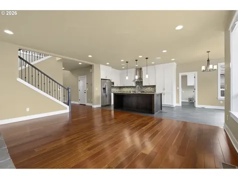1930 Sterling Park Place Eugene OR 97408
