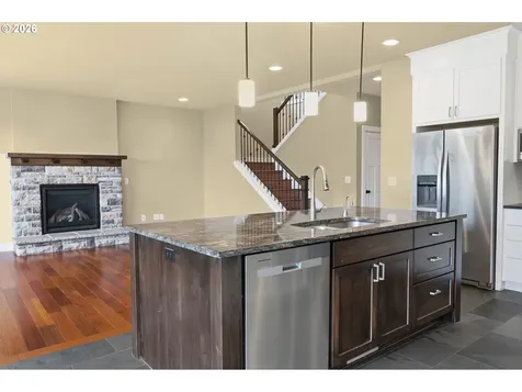 1930 Sterling Park Place Eugene OR 97408